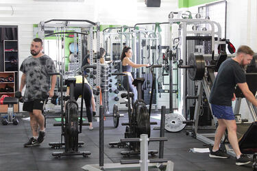 How personal fitness trainers Melbourne help you stay fit -  Article By Fighting Fit P.T.