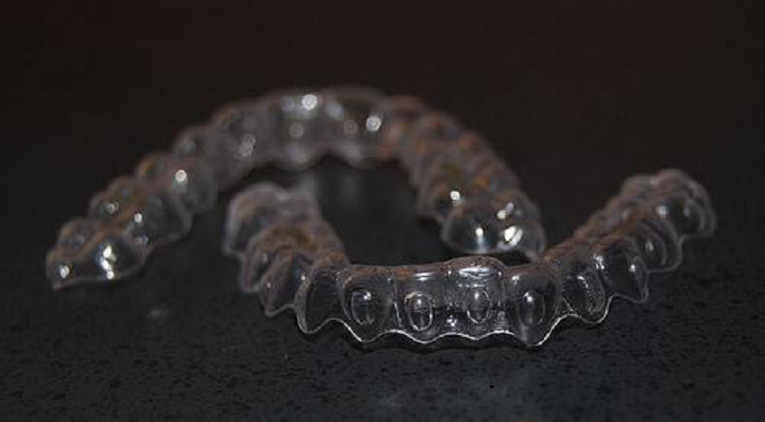 Can You Eat with Invisalign? What to Do During Treatment